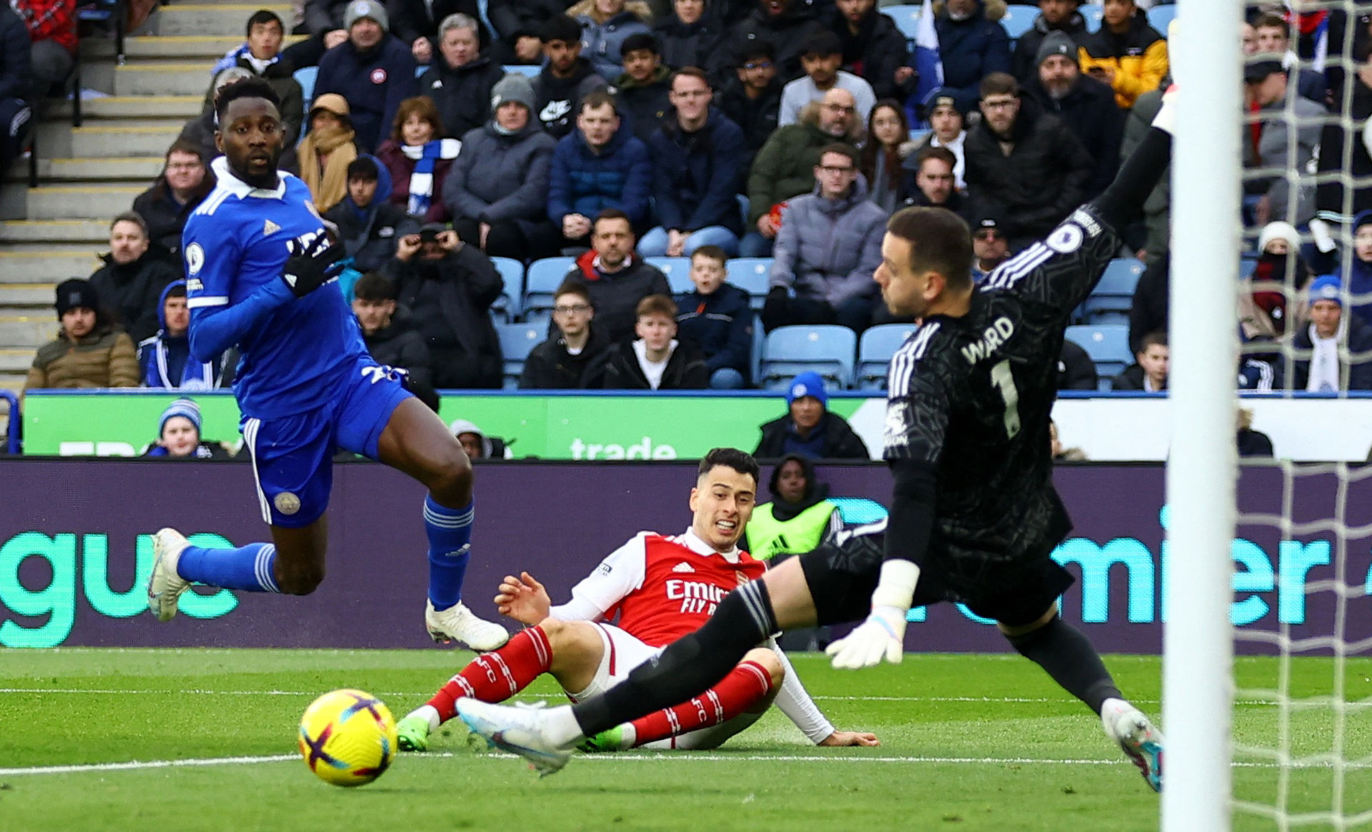 警设备或 警设备或